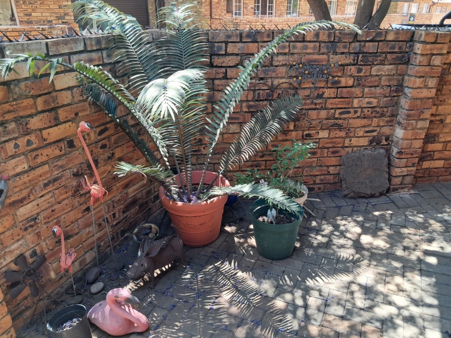 3 Bedroom Property for Sale in Safari Gardens North West
